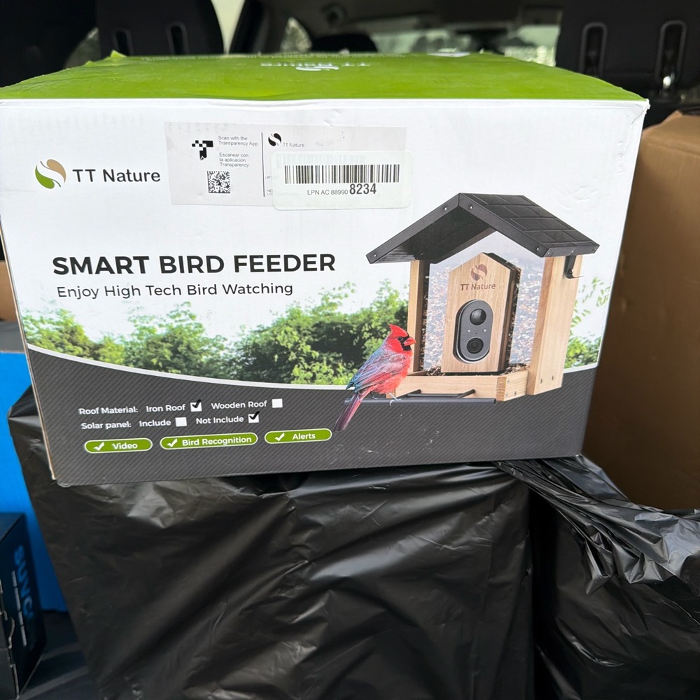 Smart Bird Feeder - Black and Brown